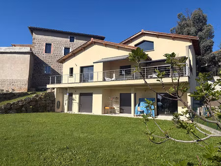 maison montrottier 7 pièce(s) 247 m2