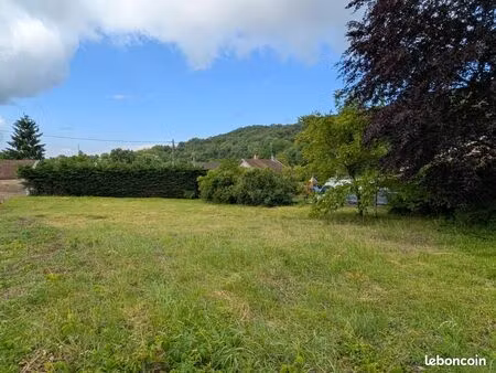 terrain 680 m² panossas