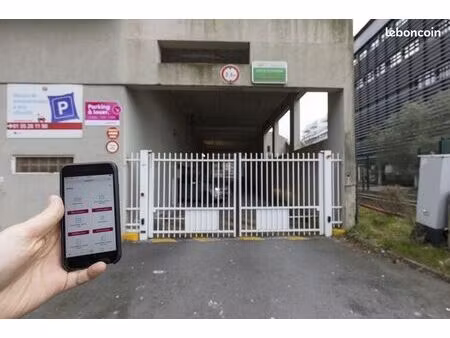 parking montigny le bretonneux