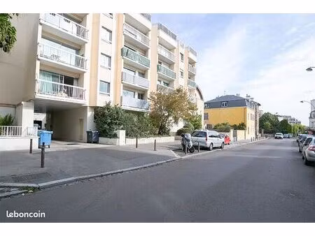 parking versailles
