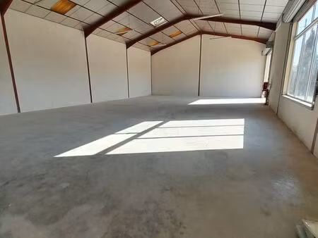 locatio entrepot