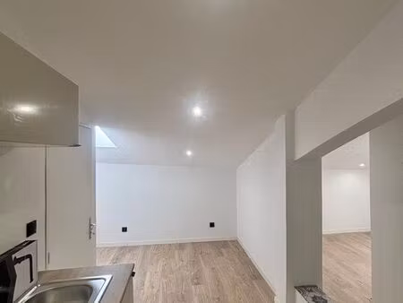 studio refait à neuf - hôpital européen
