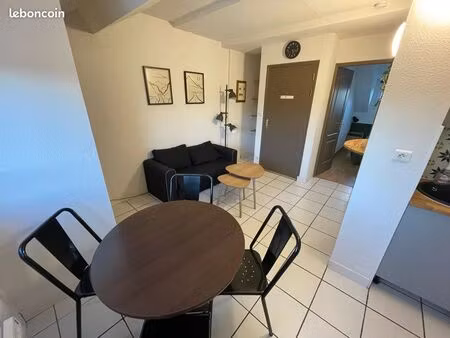 location– t1 bis meublé de 23 m² – quartier saint anne / proche de la gare