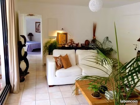 loue appartement t2 + terrasse
