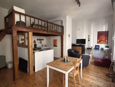 studio 1 pièce 32 m²
