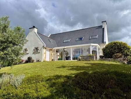 vente maison à gouesnach (29950) : à vendre / 207m² gouesnach