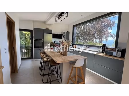maison 6 pièces - 173 m²