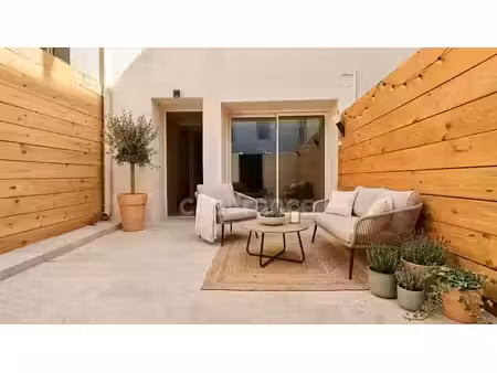 vente appartement 5 pièces 140 m² eyragues (13630)