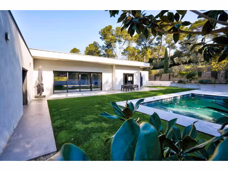 vente maison 8 pièces 300 m² aix-en-provence (13100)