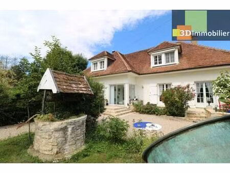 dole à 15 mns  lons à 20mns vends superbe propriété au calme de 8 pièces  290m²  dépendanc