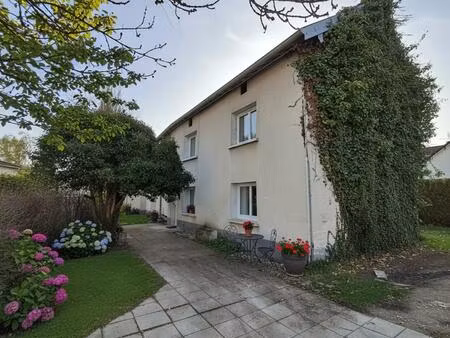 maison pusey 5 pièces 126 m2 168 500 euros