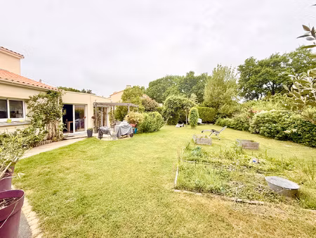 a vendre a saint aignan de grand lieu jolie maison familiale