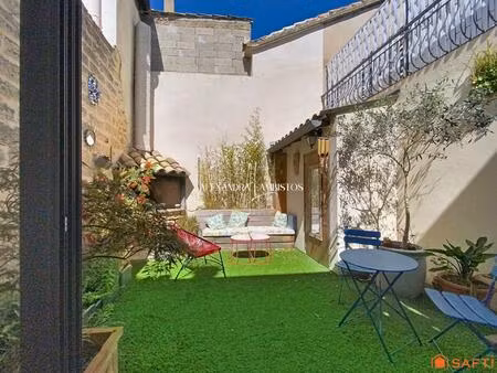maison de village avec patio - 4 pièces - 115m²