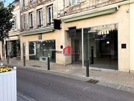 vente commerce auxerre 89000 284m²