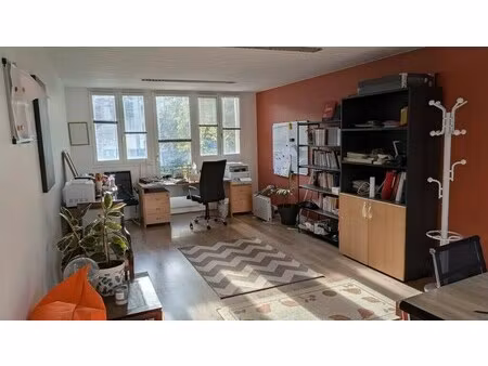 location bureaux 32 m²