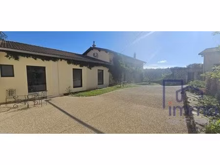 maison de 6 pièces de luxe en vente à la tour-en-jarez  france