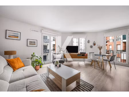appartement 5 pièces 101 m²  cave et double parking