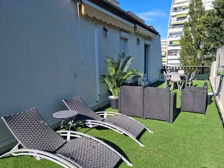 grand p2 - terrasse + parking