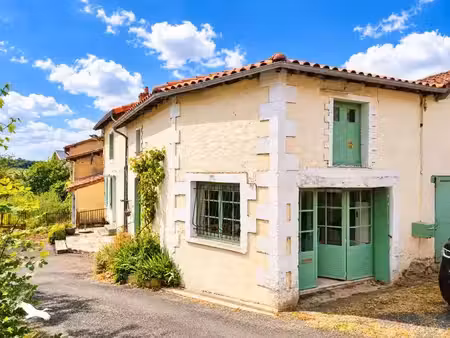 vente maison 4 pièces 125 m² à clavé (79420)  87 920 €