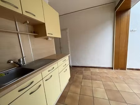 maison 4 pièces de 81 m² à libercourt