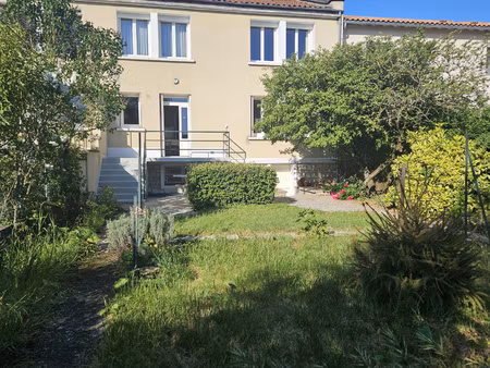 poitiers bel air  maison 125 m2 avec 3 chambres  garage et j
