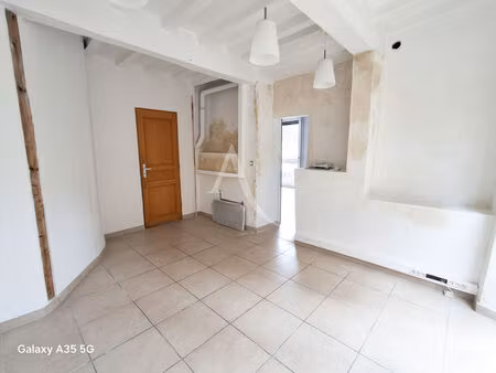 lombez- local commercial