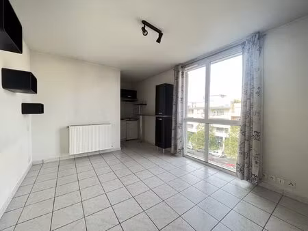 location appartement 1 pièce 21m² rodez 12000