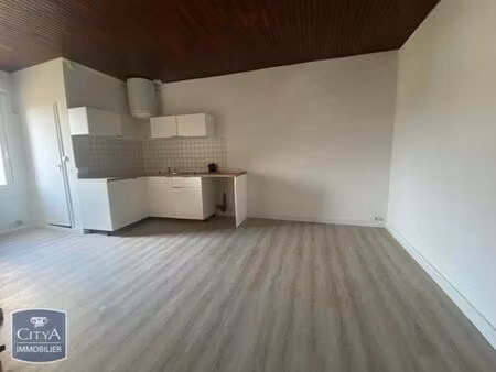 location appartement 1 pièce 25m² sete 34200