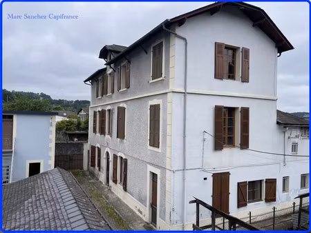 vente maison 8 pièces 238 m² à lestelle-bétharram (64800)  131 000 €