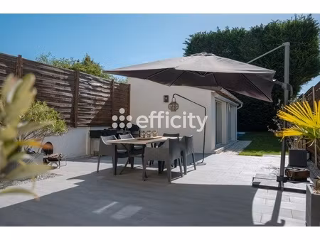 maison 6 pièces - 137 m²