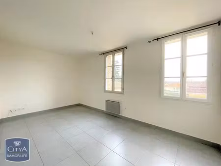 appartement à louer 2 pièces 46.88 m² - saint-médard-de-guizières (33) - 570€