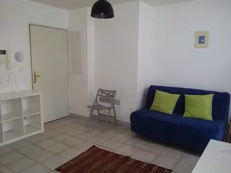 location appartement 1 pièce 19 m² à aix-en-provence (13100)