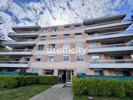 appartement 5 pièces - 90 m²