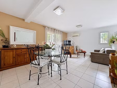 appartement saint chamas t2 avec terasse en impasse