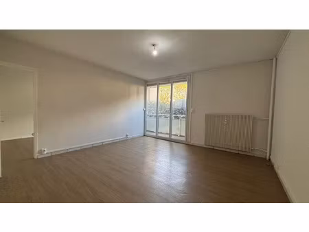 appartement t3 port de bouc
