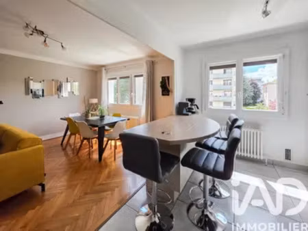 appartement à annecy-le-vieux (74940)