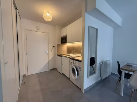 location appartement 1 pièce 25 m² à cormontreuil (51350)