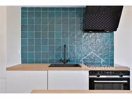 gerenoveerd 2-slaapkamer appartement in edegem te koop!