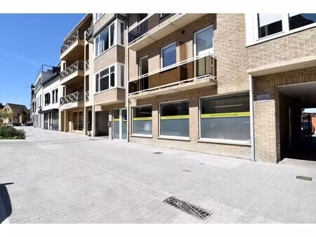 instapklare kantoorruimte (109 m²) te koop in het centrum van lauwe