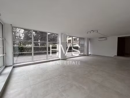 location local commercial 50m²