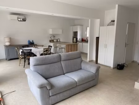 location maison 5 pièces 115m² villelaure 84530