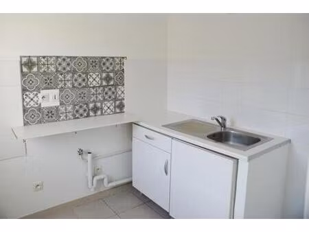 a louer - montélimar - appartement t2 proche hôpital