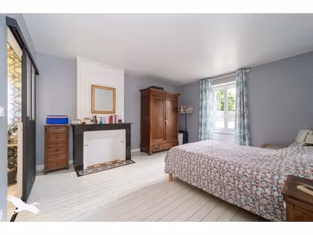 vente maison 5 pièces 184 m² à blaye (33390)  236 700 €