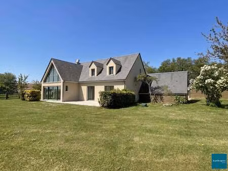 vente maison à monceaux-en-bessin (14400) : à vendre / 181m² monceaux-en-bessin