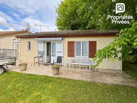 maison à rénover avec terrain constructible de plus de 3 000 m² - fort potentiel à pugnac 