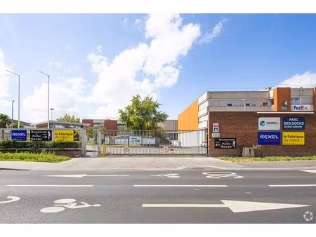 location local d’activités saint-ouen-sur-seine 93400 942m² à 3065m²