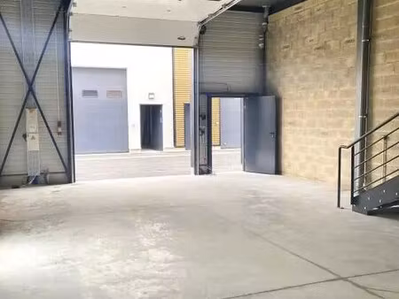 location local d’activités bagnolet 93170 130m²