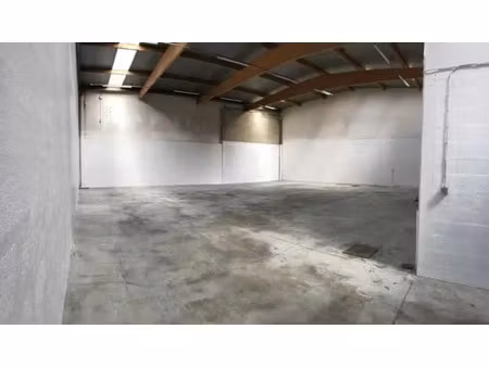 location local d’activités émerainville 77184 338m² à 1007m²