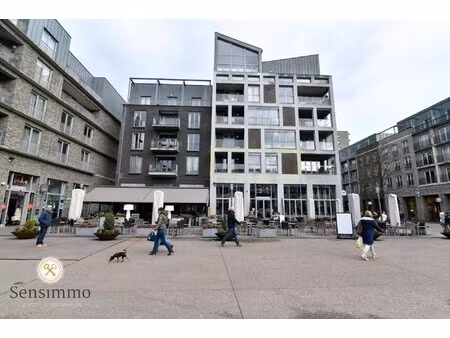 modern éénslaapkamerappartement met prive parking stadsplein genk