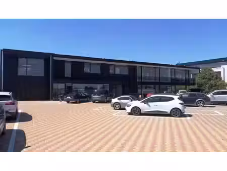 kantoor te huur in new westral business center te nazareth